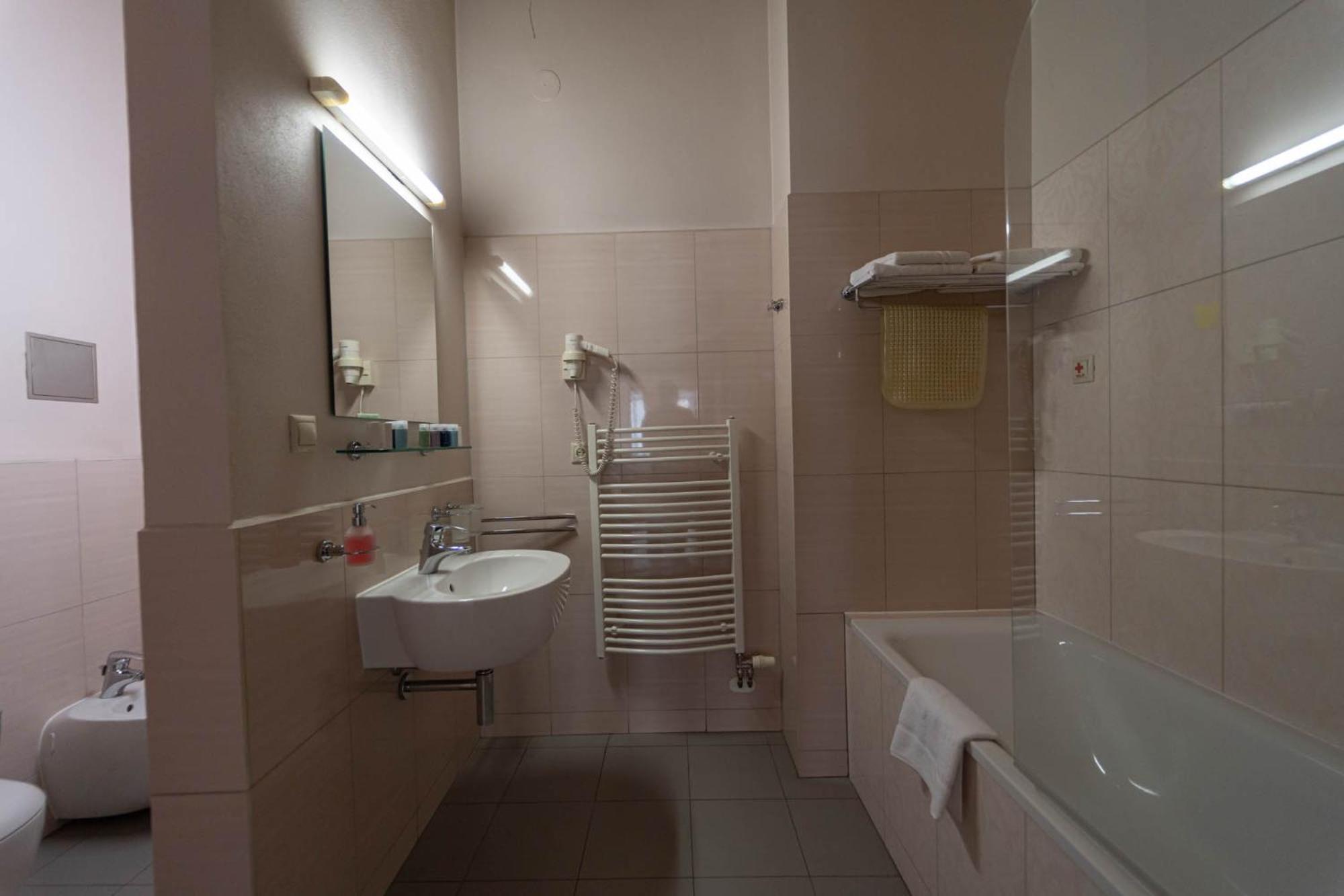 Boutique Hotel Zlaty Dukat Košice Exteriör bild