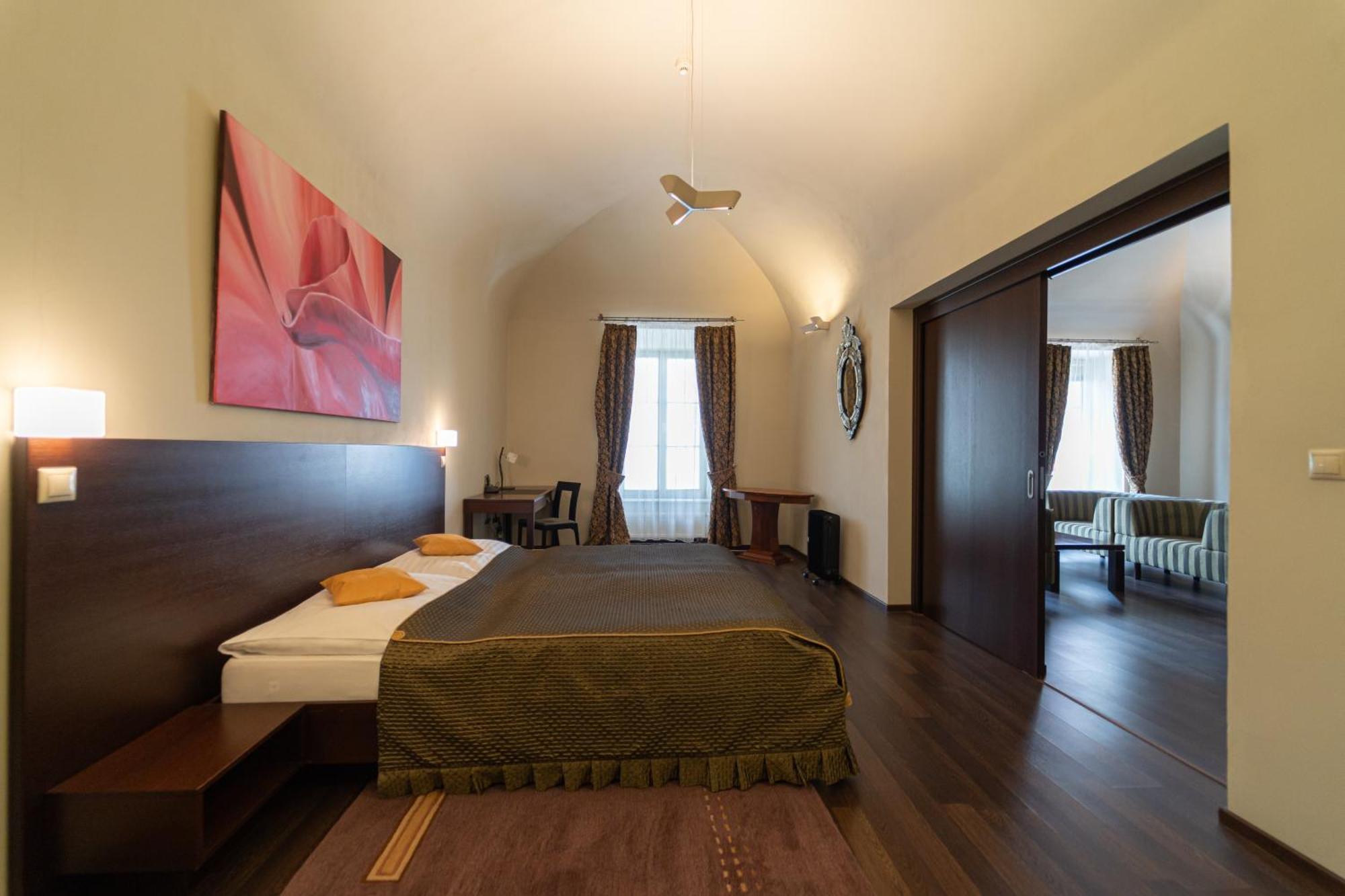Boutique Hotel Zlaty Dukat Košice Exteriör bild