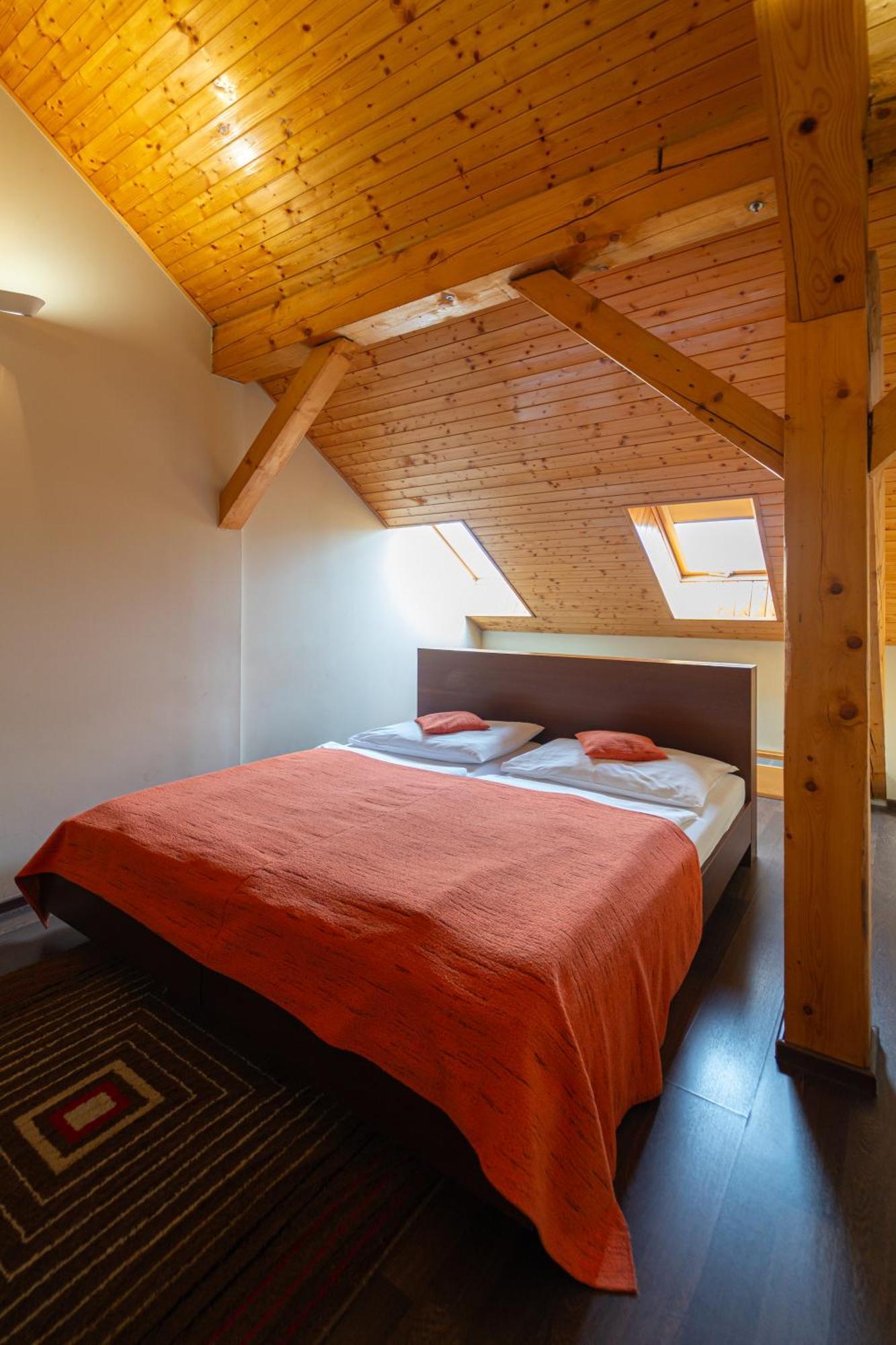 Boutique Hotel Zlaty Dukat Košice Exteriör bild