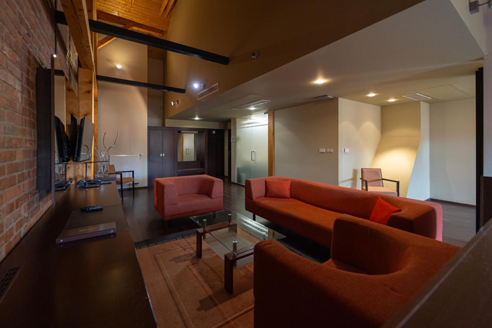 Boutique Hotel Zlaty Dukat Košice Exteriör bild