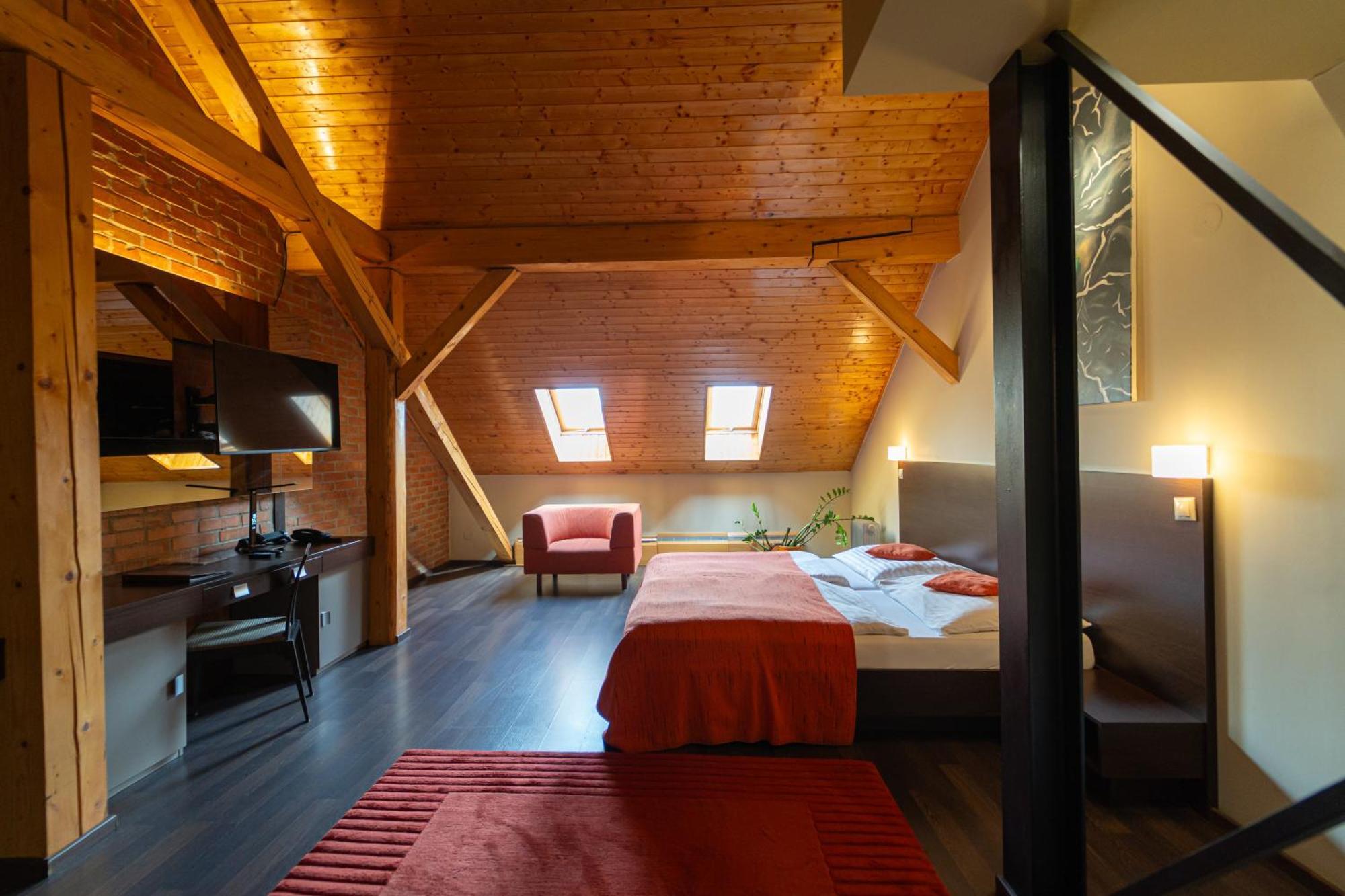 Boutique Hotel Zlaty Dukat Košice Exteriör bild