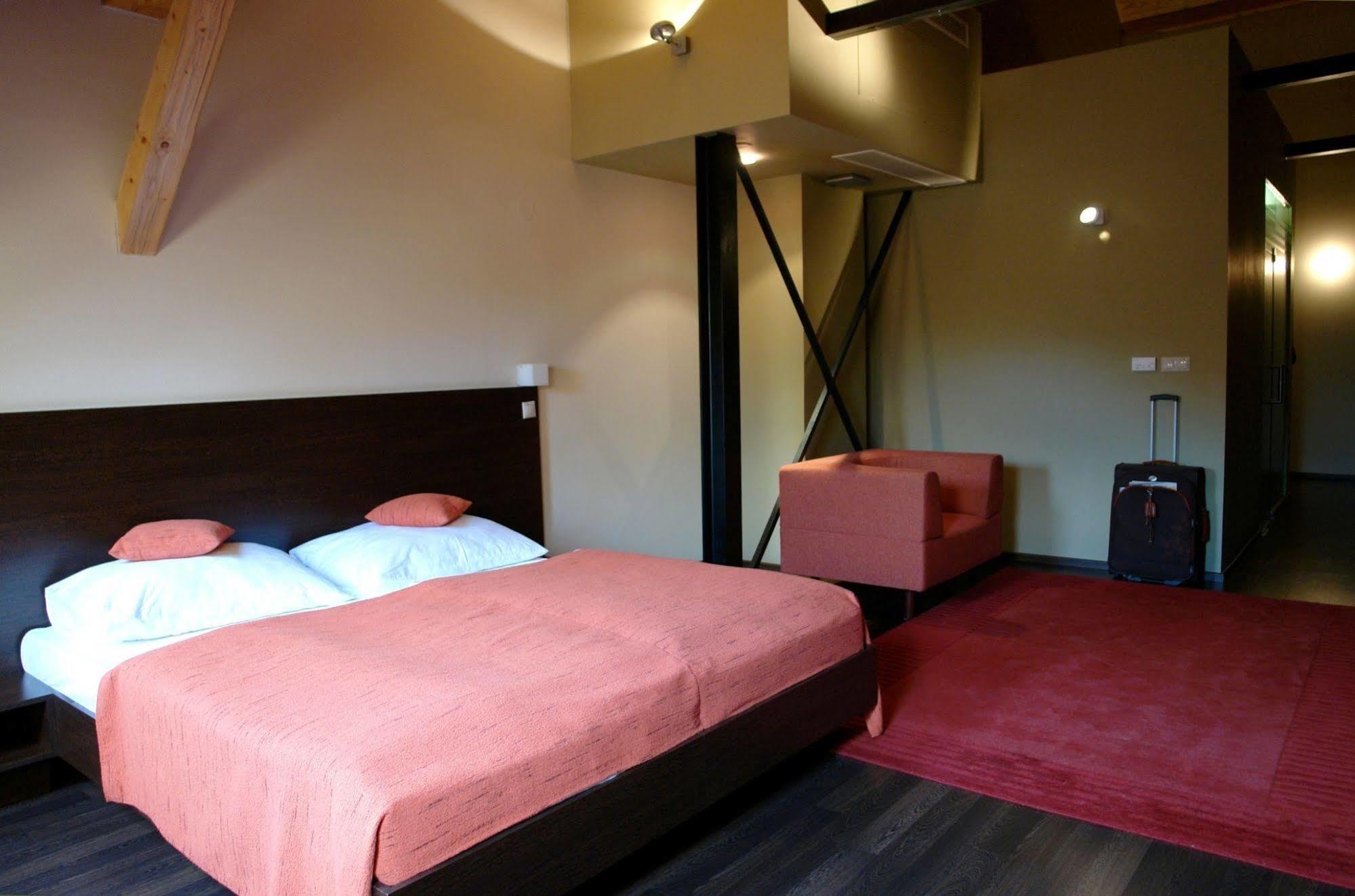 Boutique Hotel Zlaty Dukat Košice Exteriör bild